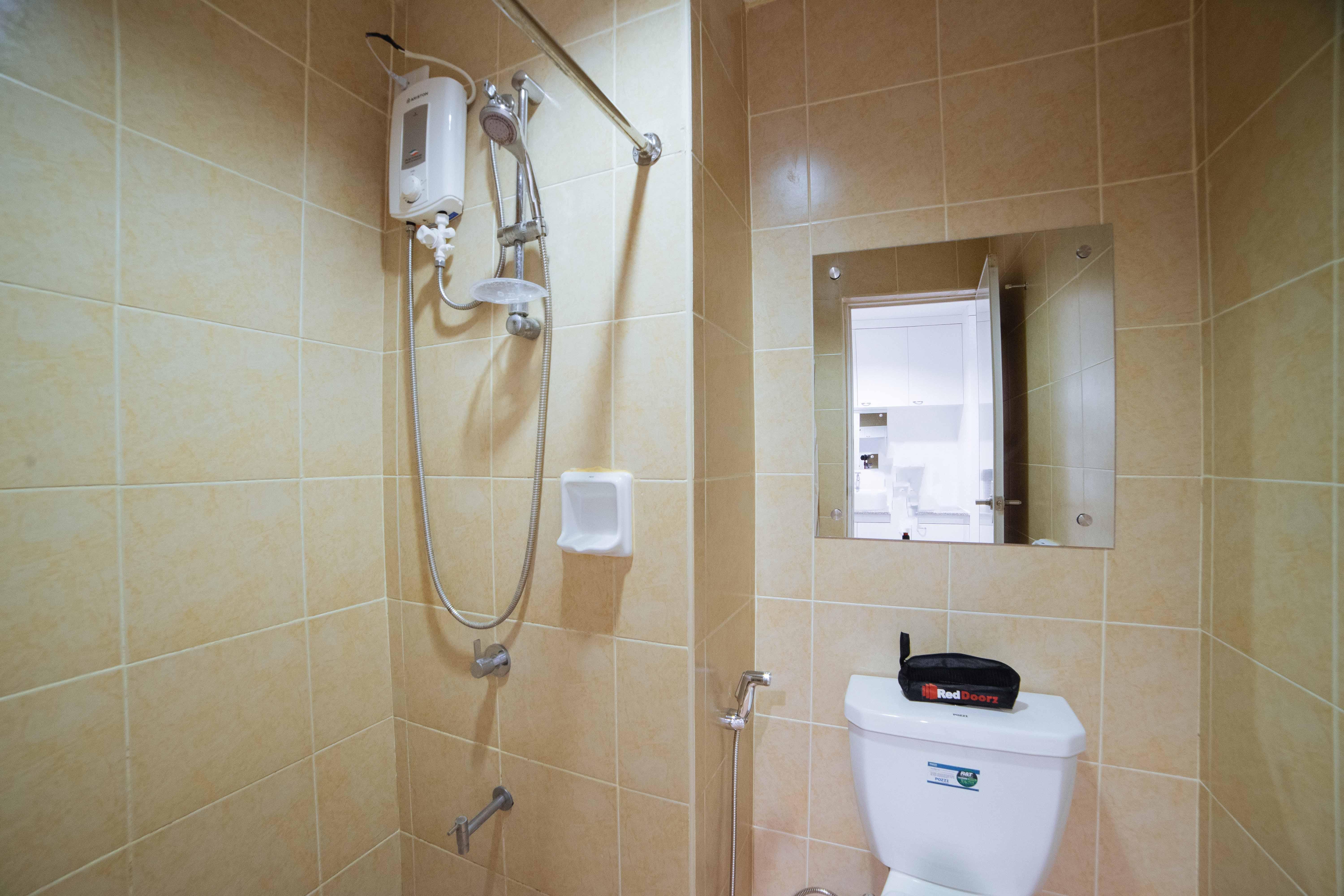 Reddoorz Plus @ Roxas Street Davao City Exteriör bild