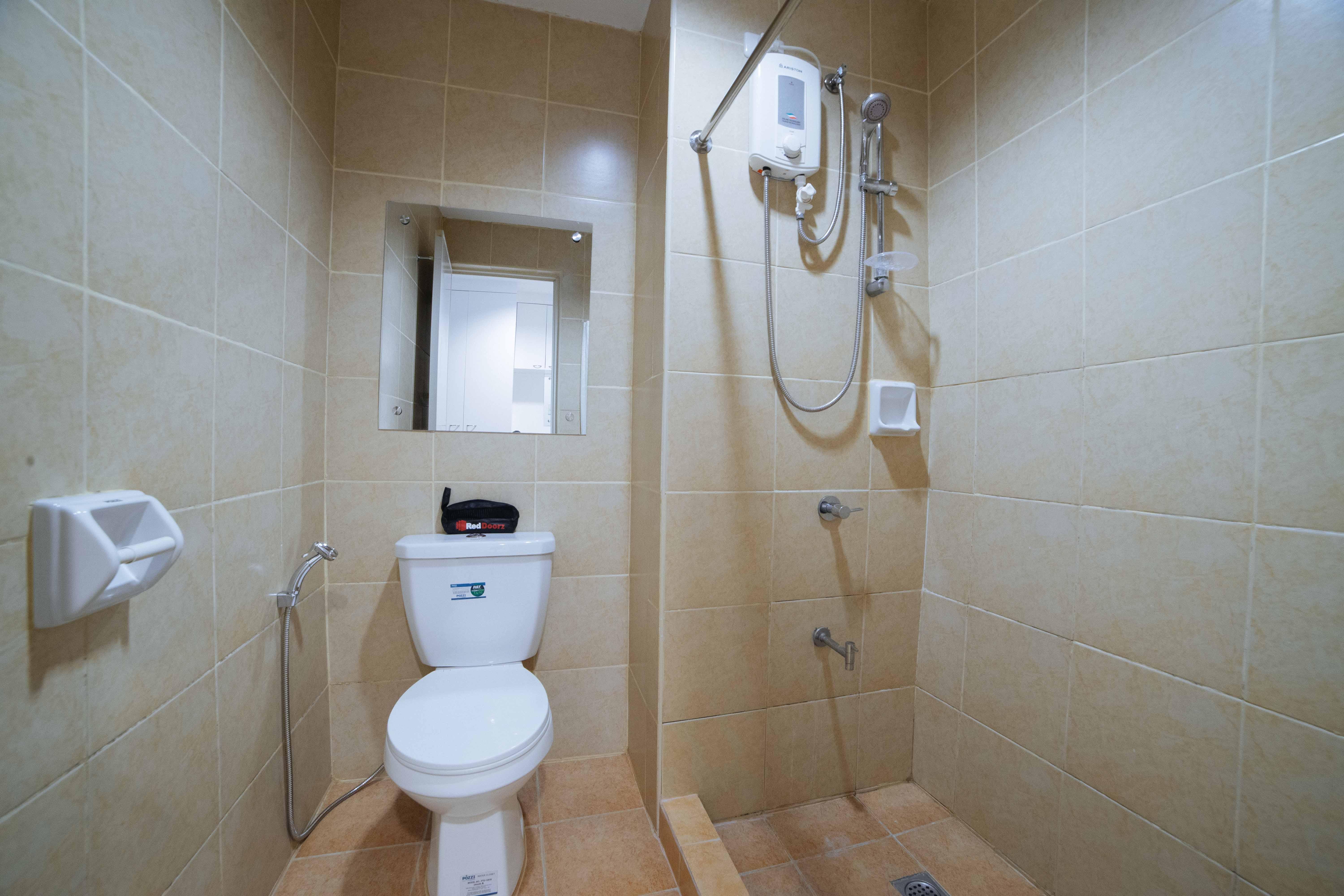 Reddoorz Plus @ Roxas Street Davao City Exteriör bild
