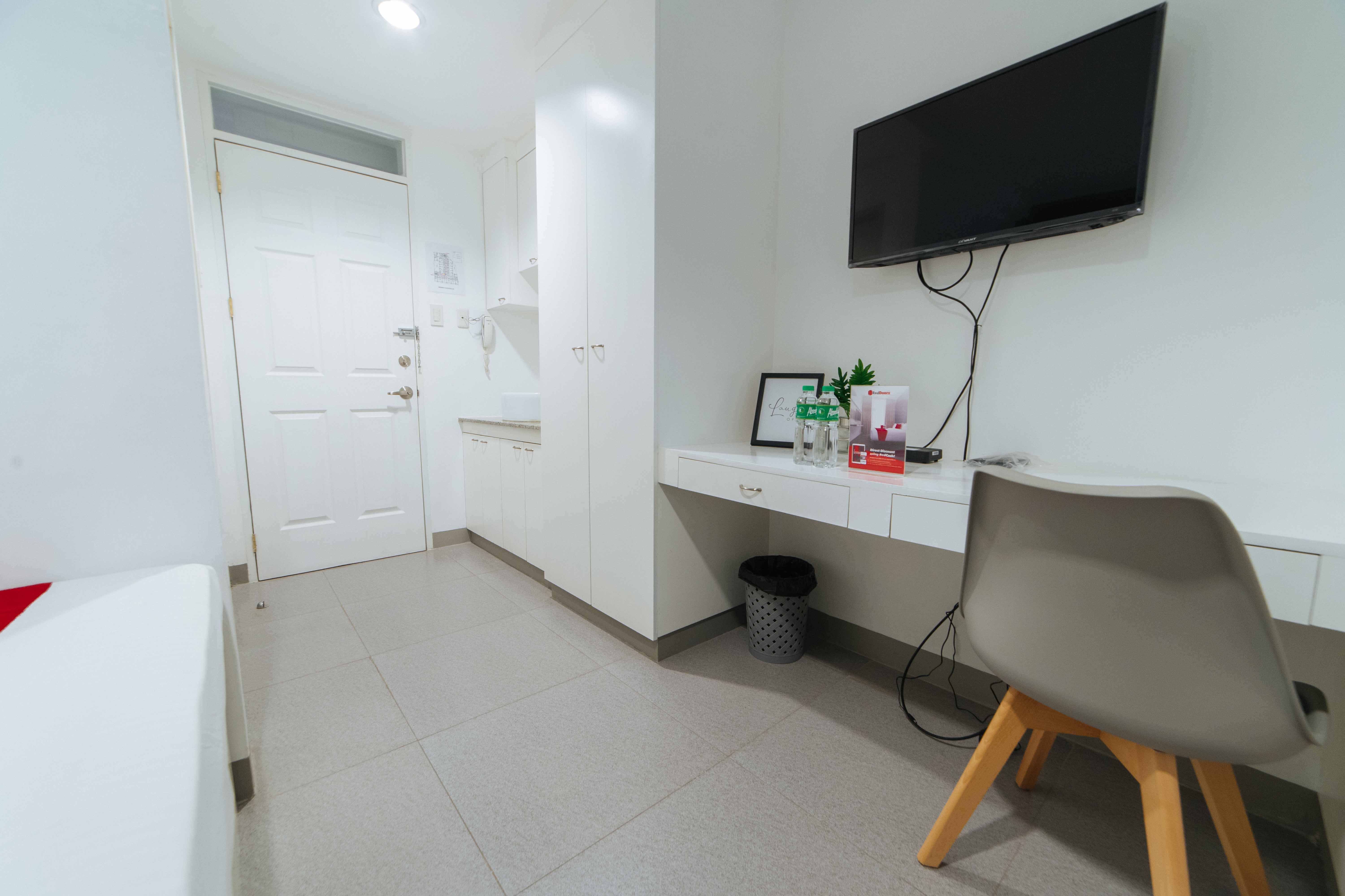 Reddoorz Plus @ Roxas Street Davao City Exteriör bild