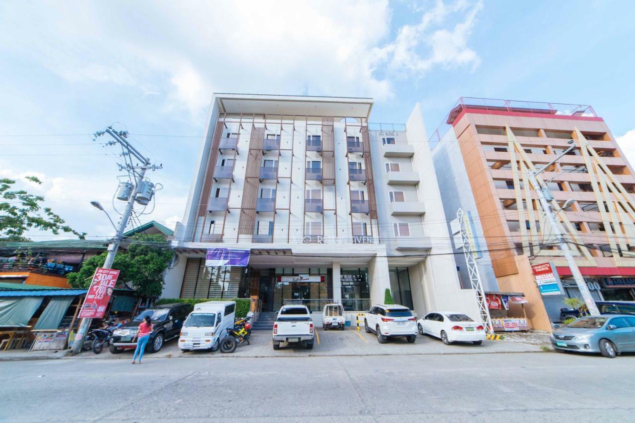 Reddoorz Plus @ Roxas Street Davao City Exteriör bild