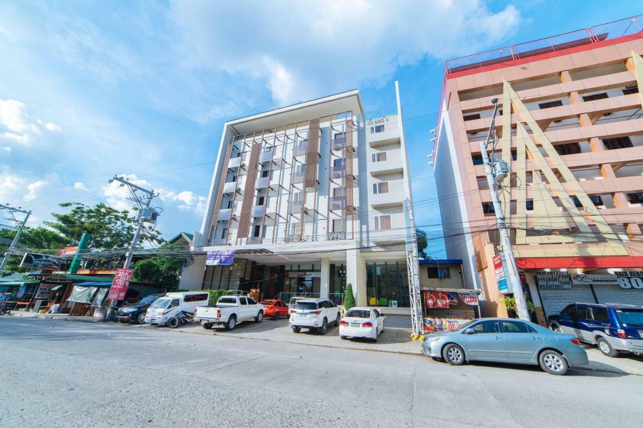 Reddoorz Plus @ Roxas Street Davao City Exteriör bild